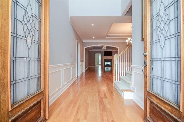 1570 Woodberry Run Drive, Snellville, GA 30078