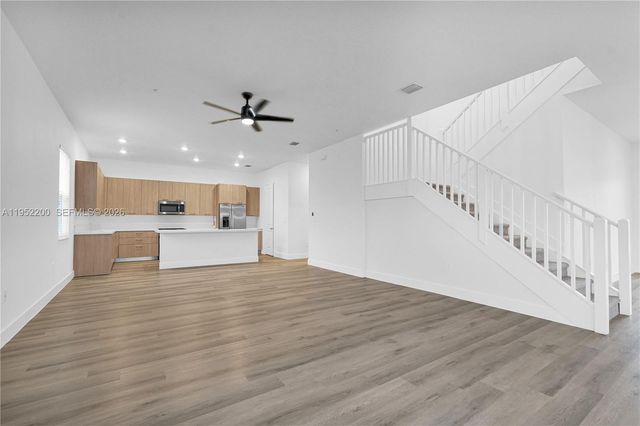 4422 SW 122nd Way, Davie, FL 33330