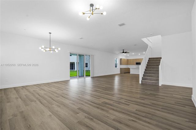 4422 SW 122nd Way, Davie, FL 33330