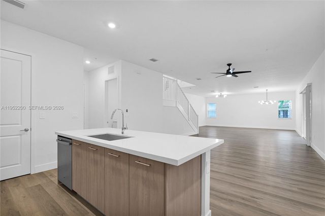 4422 SW 122nd Way, Davie, FL 33330