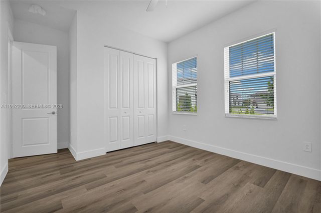 4422 SW 122nd Way, Davie, FL 33330