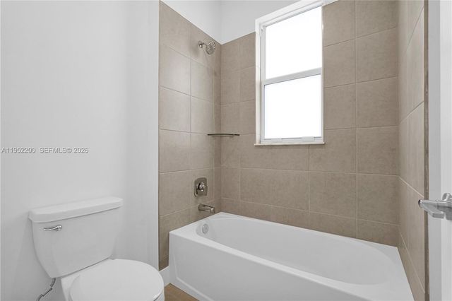 4422 SW 122nd Way, Davie, FL 33330