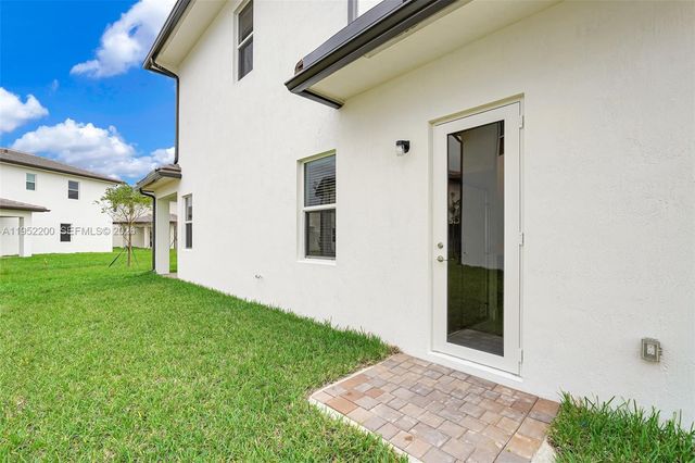 4422 SW 122nd Way, Davie, FL 33330