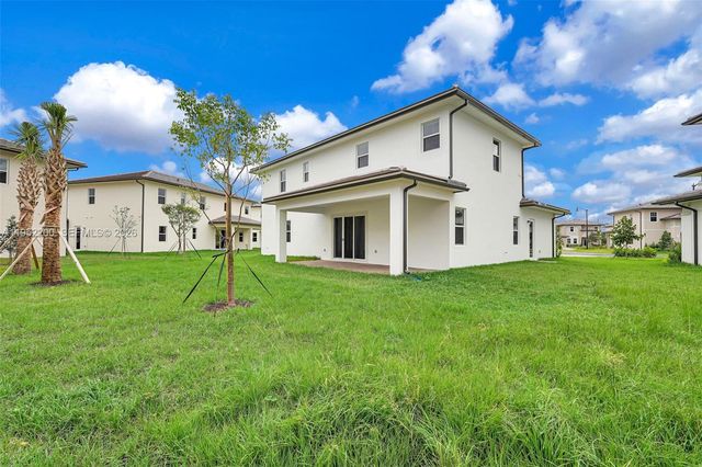 4422 SW 122nd Way, Davie, FL 33330