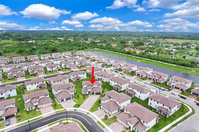 4422 SW 122nd Way, Davie, FL 33330