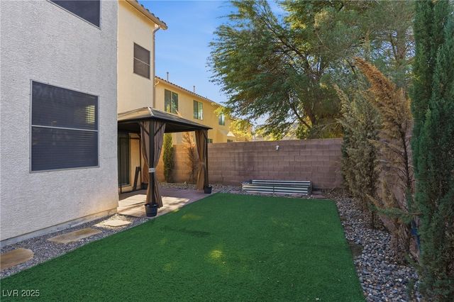 7321 Rietz Canyon Street, Las Vegas, NV 89131