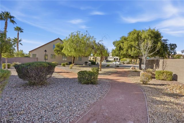 7321 Rietz Canyon Street, Las Vegas, NV 89131