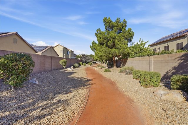 7321 Rietz Canyon Street, Las Vegas, NV 89131