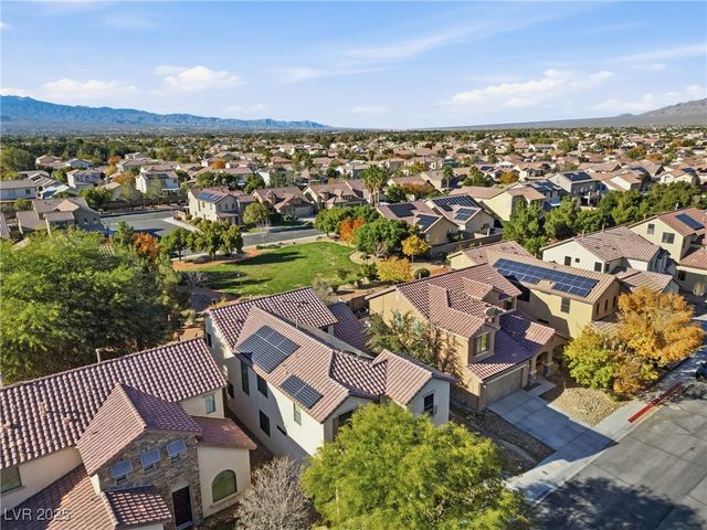 7321 Rietz Canyon Street, Las Vegas, NV 89131