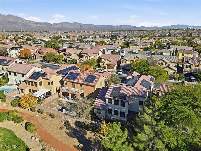 7321 Rietz Canyon Street, Las Vegas, NV 89131