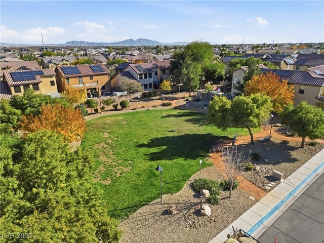 7321 Rietz Canyon Street, Las Vegas, NV 89131