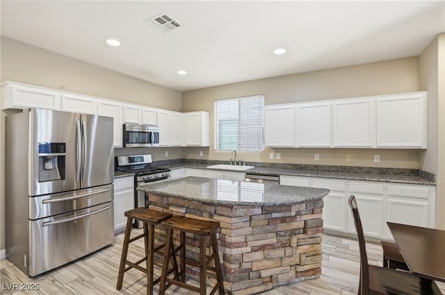 7321 Rietz Canyon Street, Las Vegas, NV 89131