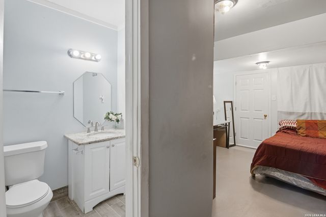 9759 Hidden Swan, San Antonio, TX 78250