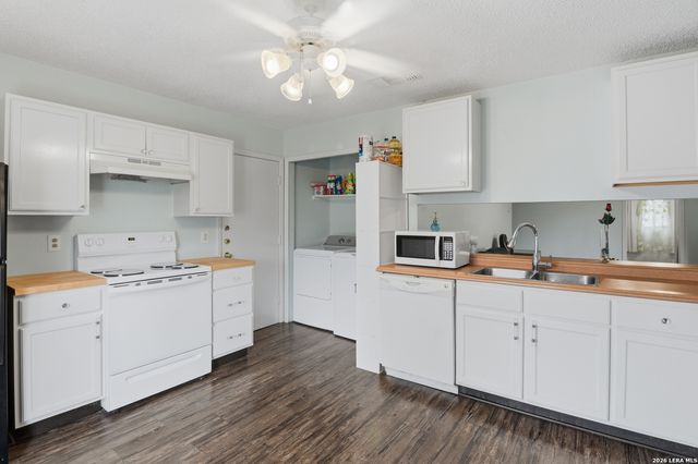 9759 Hidden Swan, San Antonio, TX 78250