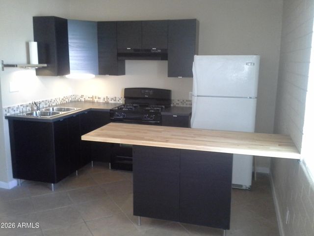 508 S FARMER Avenue, Tempe, AZ 85281