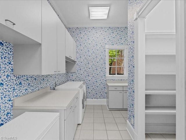 7 Clubview Court, Greensboro, NC 27410