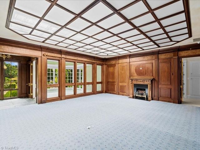 7 Clubview Court, Greensboro, NC 27410