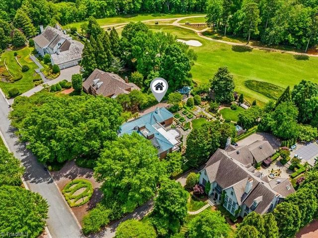 7 Clubview Court, Greensboro, NC 27410