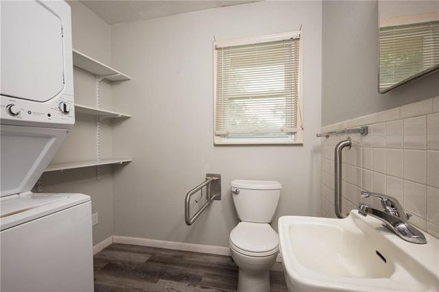 1602 NE 75th Terrace, Gladstone, MO 64118
