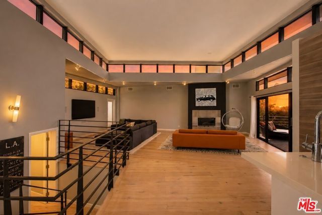 3223 Tareco Drive, Los Angeles, CA 90068