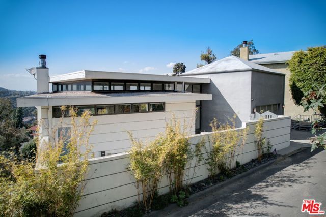 3223 Tareco Drive, Los Angeles, CA 90068