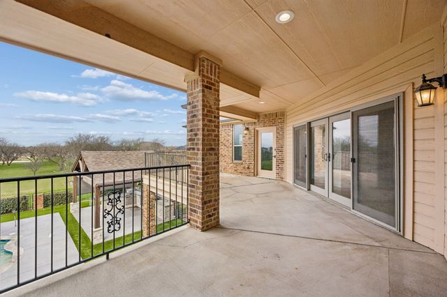2215 Becky Lane, Cedar Hill, TX 75104