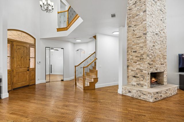 2215 Becky Lane, Cedar Hill, TX 75104