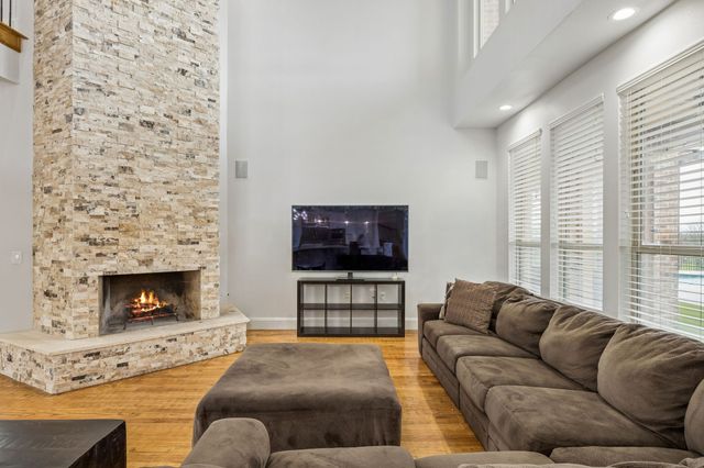 2215 Becky Lane, Cedar Hill, TX 75104