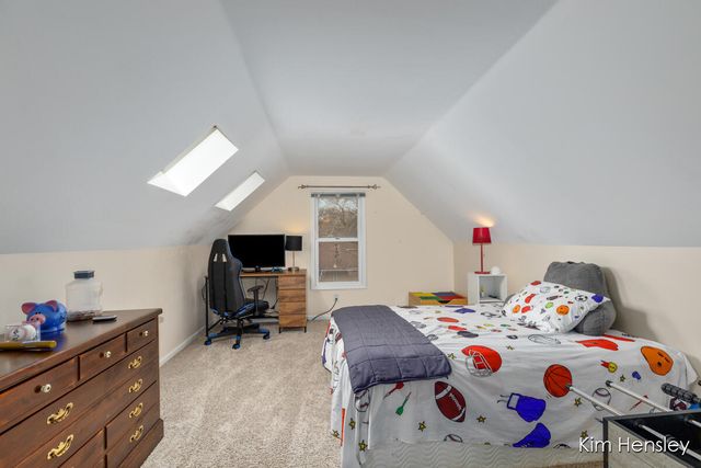 2240 4 Mile Road, Grand Rapids, MI 49525