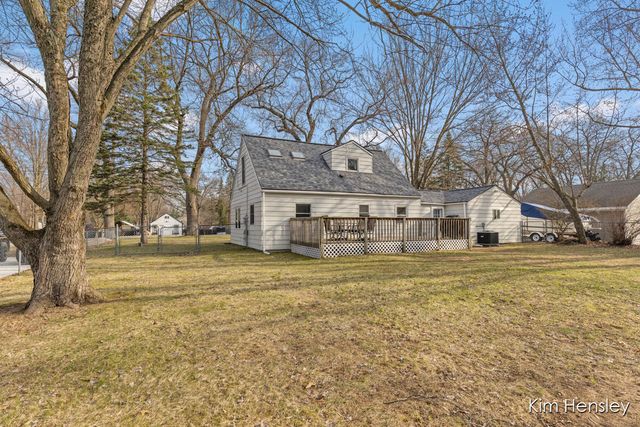 2240 4 Mile Road, Grand Rapids, MI 49525