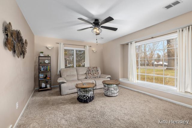 2240 4 Mile Road, Grand Rapids, MI 49525