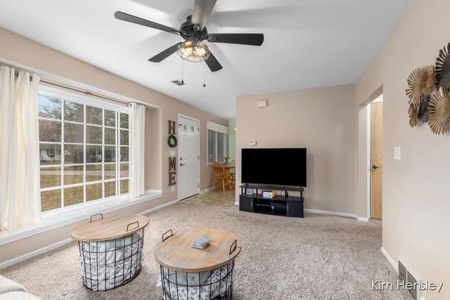 2240 4 Mile Road, Grand Rapids, MI 49525