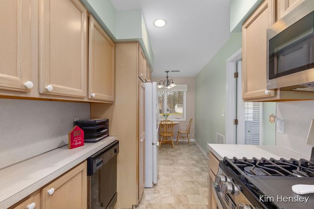 2240 4 Mile Road, Grand Rapids, MI 49525