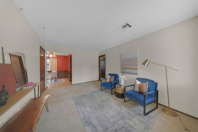 1045 NW 2nd Street, Moore, OK 73160