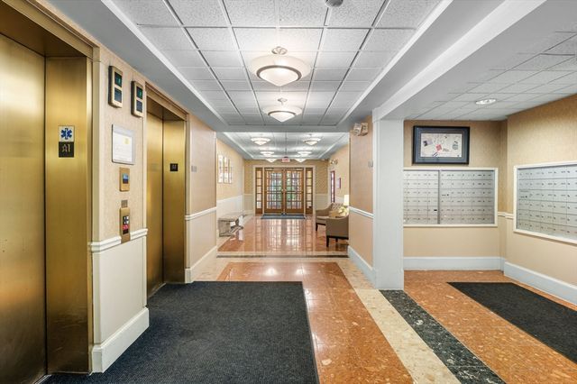 300 Allston St 401, Boston, MA 02135