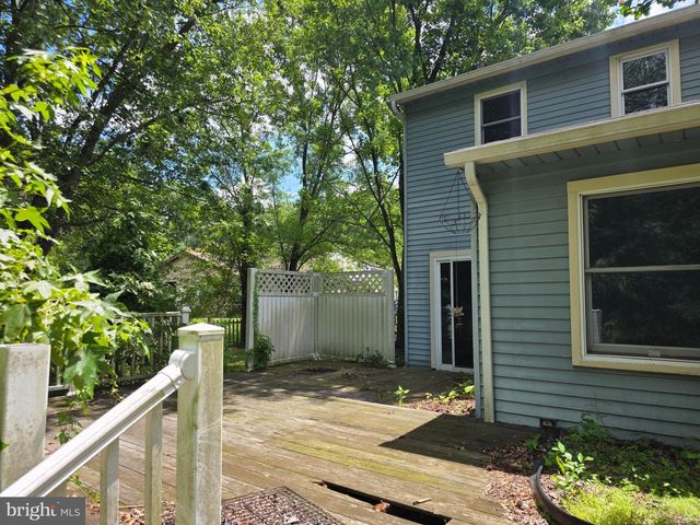301 WESTERLY DR, Marlton, NJ 08053