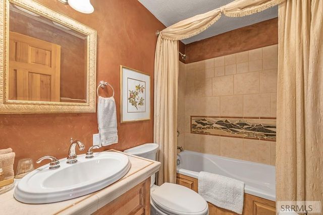 13 Gott Lane, Salmon, ID 83467