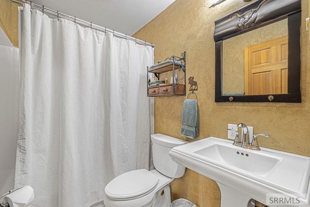 13 Gott Lane, Salmon, ID 83467