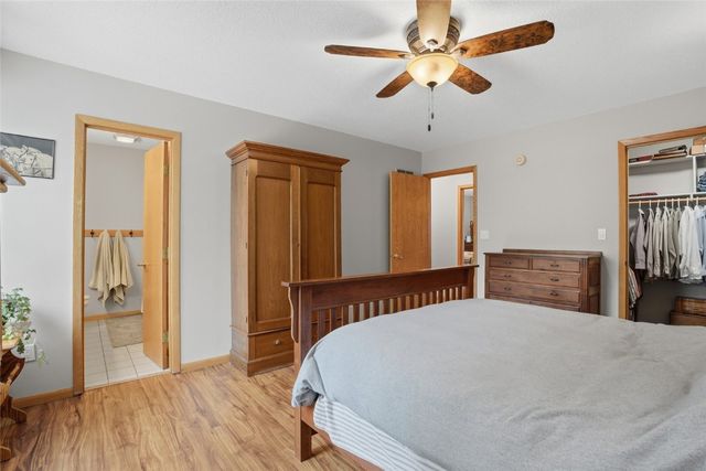 2023 Lynncrest Drive, Coralville, IA 52241