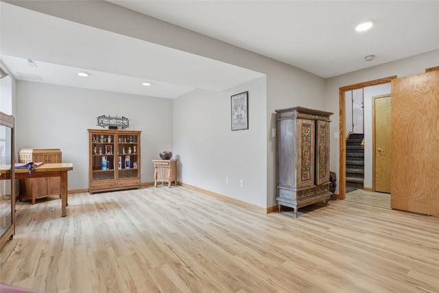 2023 Lynncrest Drive, Coralville, IA 52241