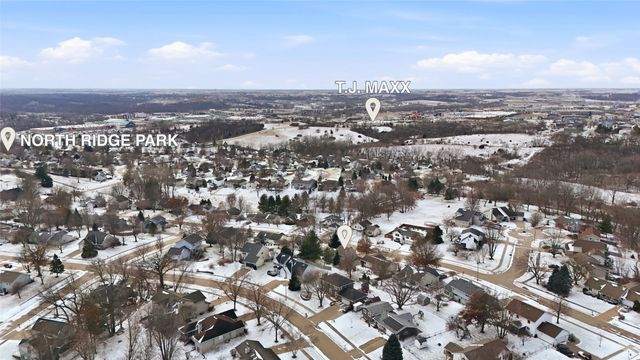 2023 Lynncrest Drive, Coralville, IA 52241