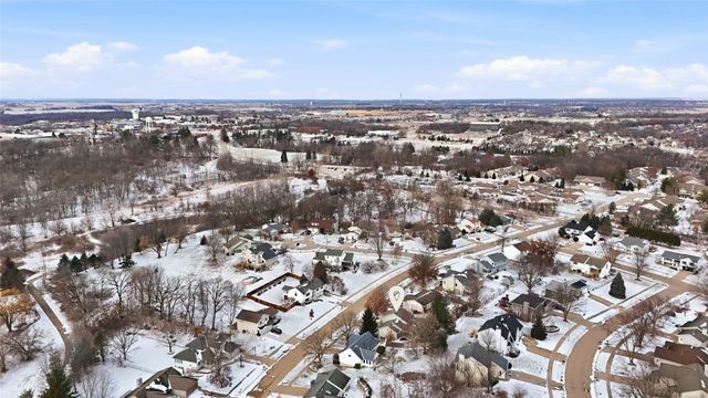 2023 Lynncrest Drive, Coralville, IA 52241