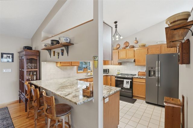 2023 Lynncrest Drive, Coralville, IA 52241