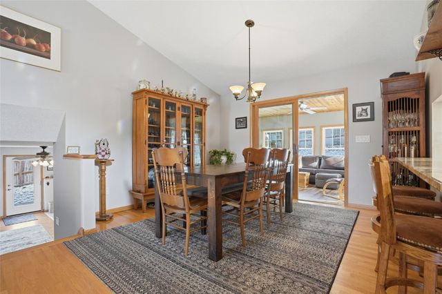 2023 Lynncrest Drive, Coralville, IA 52241