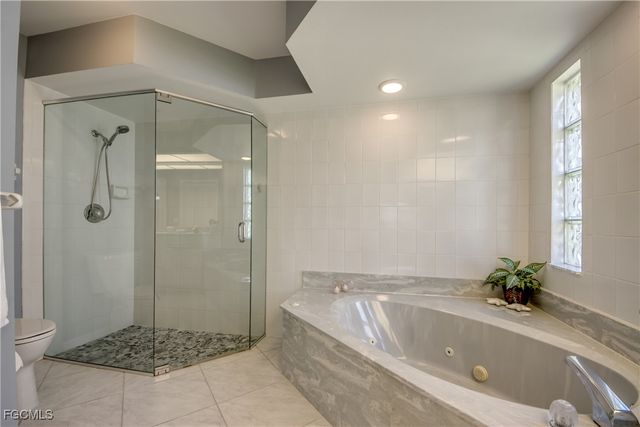 3461 Clubview DR, North Fort Myers, FL 33917