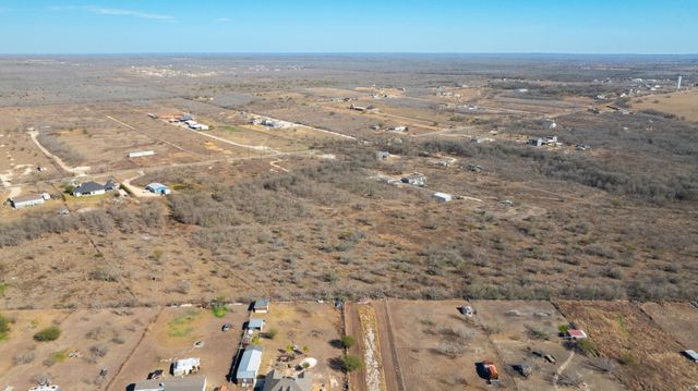 3991 Barth RD, Lockhart, TX 78644