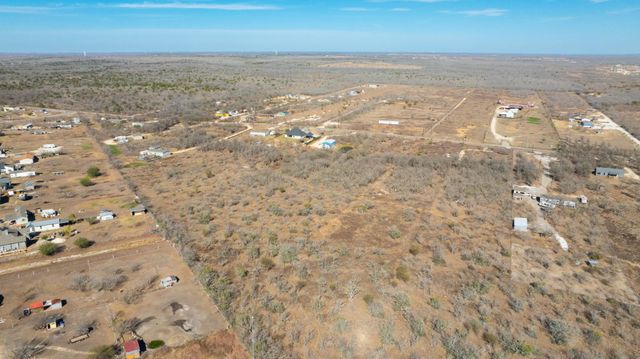 3991 Barth RD, Lockhart, TX 78644