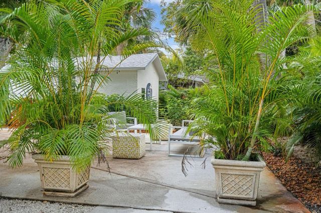 5301 N Flagler Drive, West Palm Beach, FL 33407