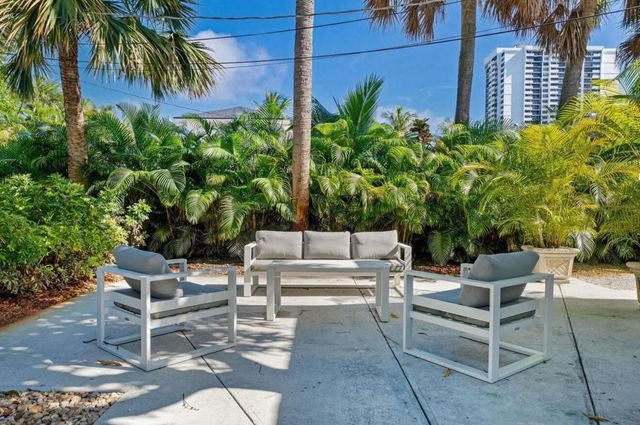 5301 N Flagler Drive, West Palm Beach, FL 33407