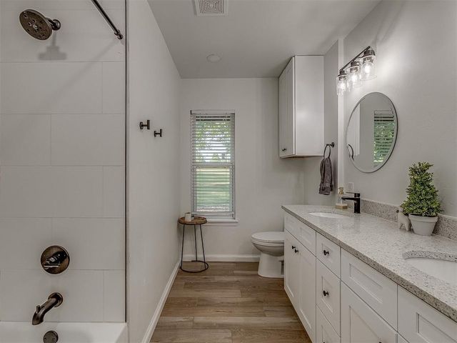 540 E Suera Terrace, Mustang, OK 73064
